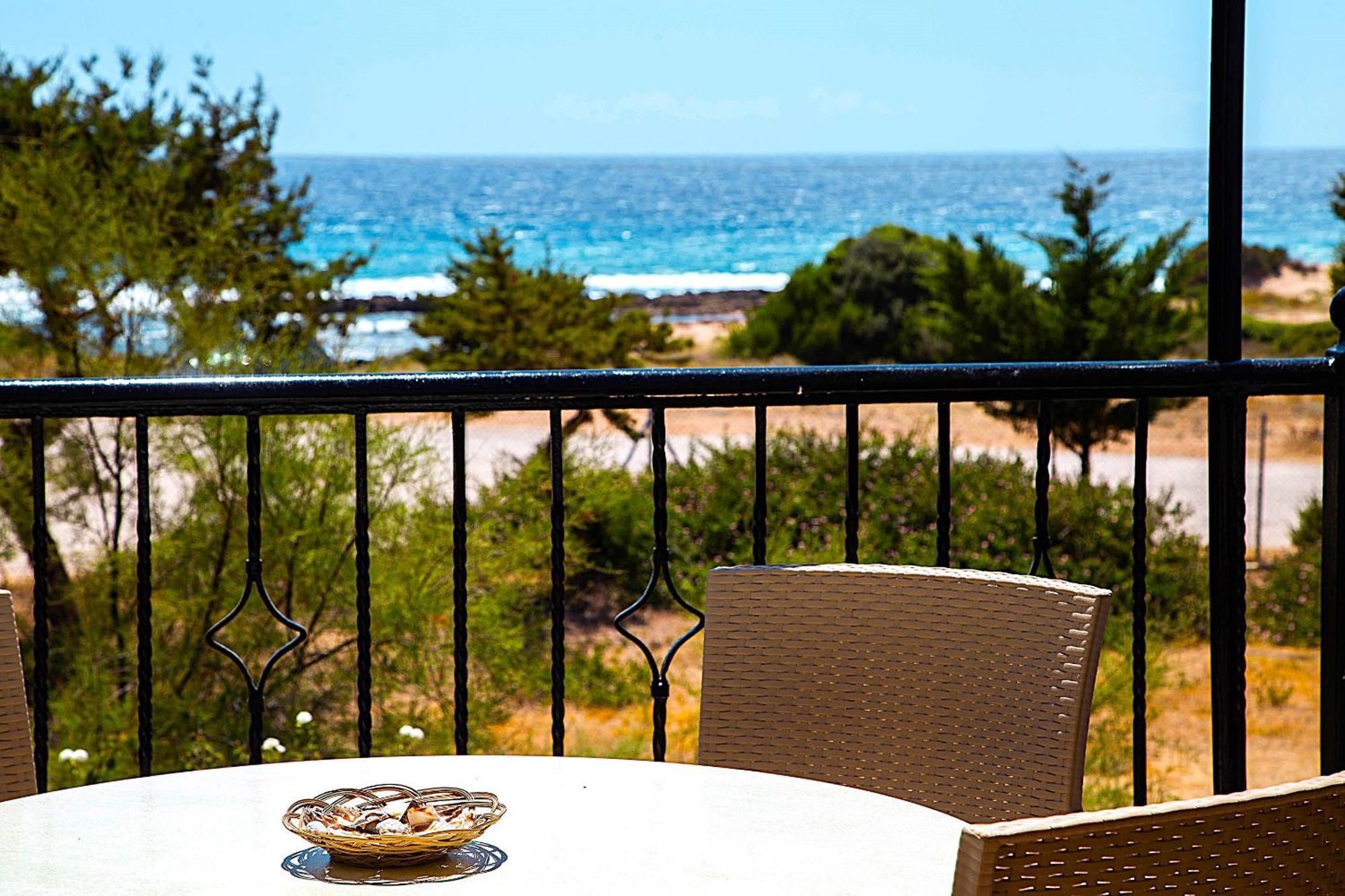 Romanos Beach Villas Exteriér fotografie