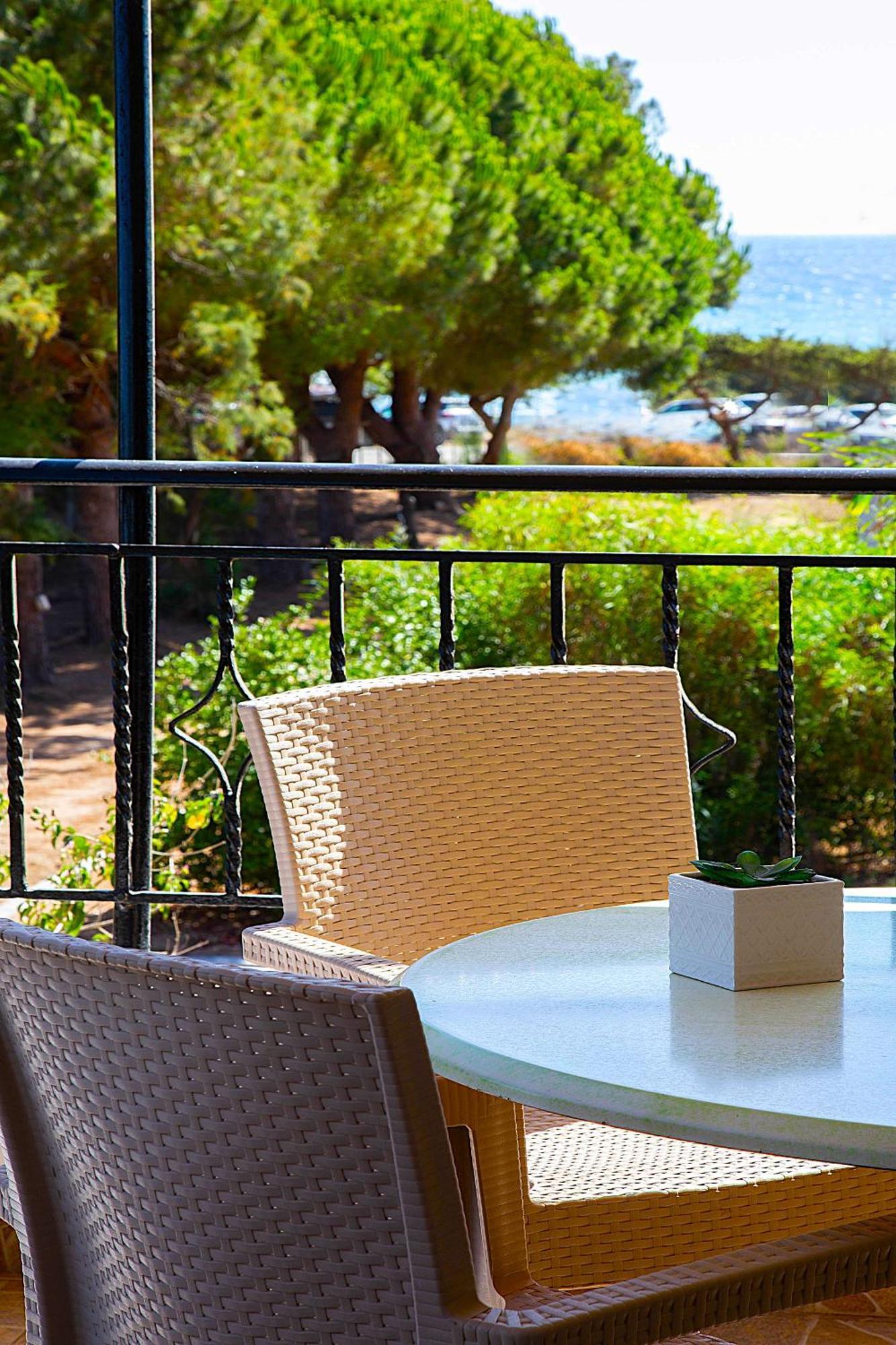 Romanos Beach Villas Exteriér fotografie