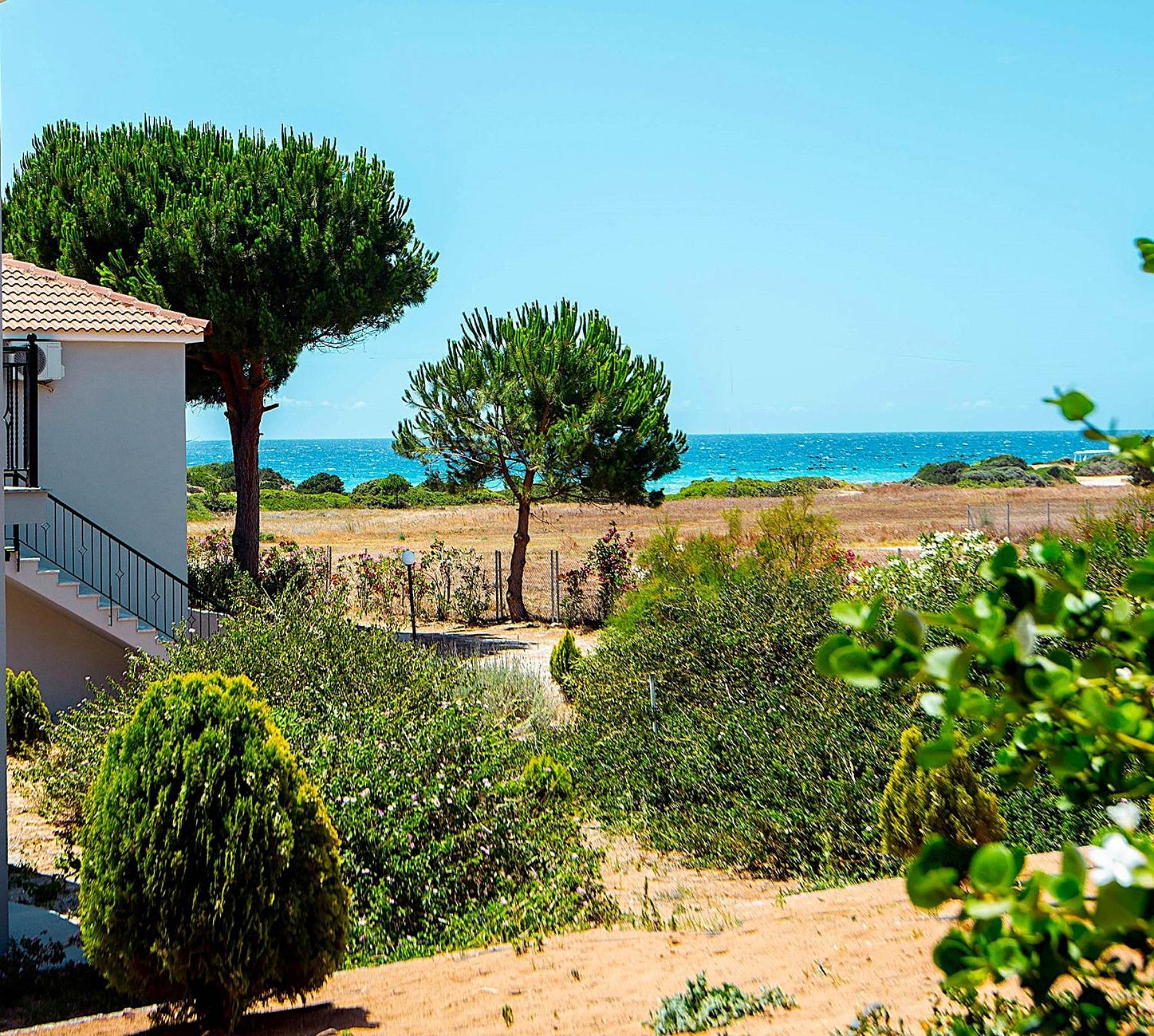 Romanos Beach Villas Exteriér fotografie