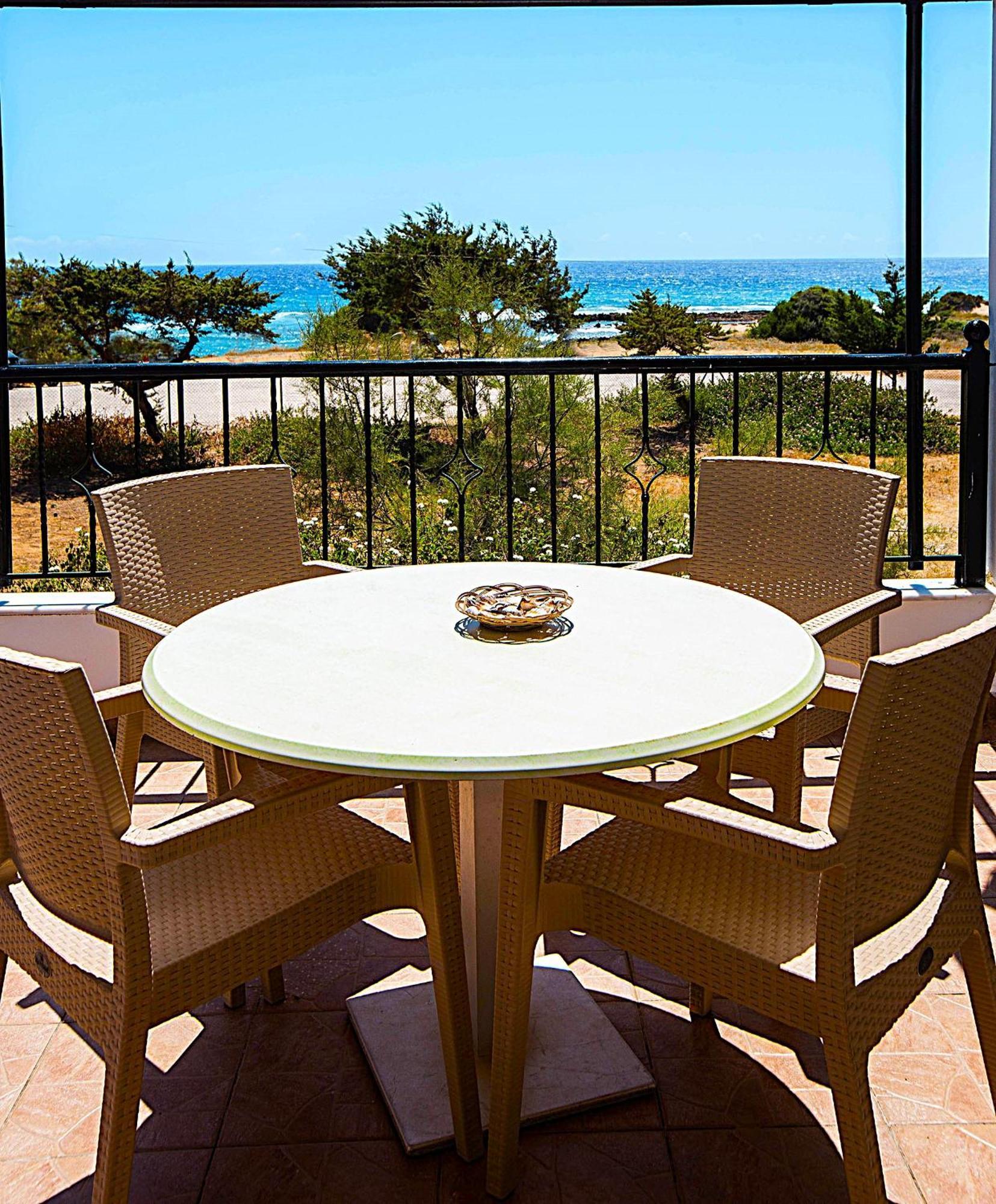 Romanos Beach Villas Exteriér fotografie