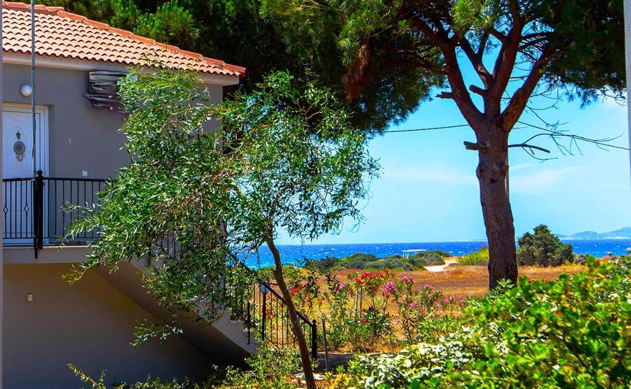 Romanos Beach Villas Exteriér fotografie
